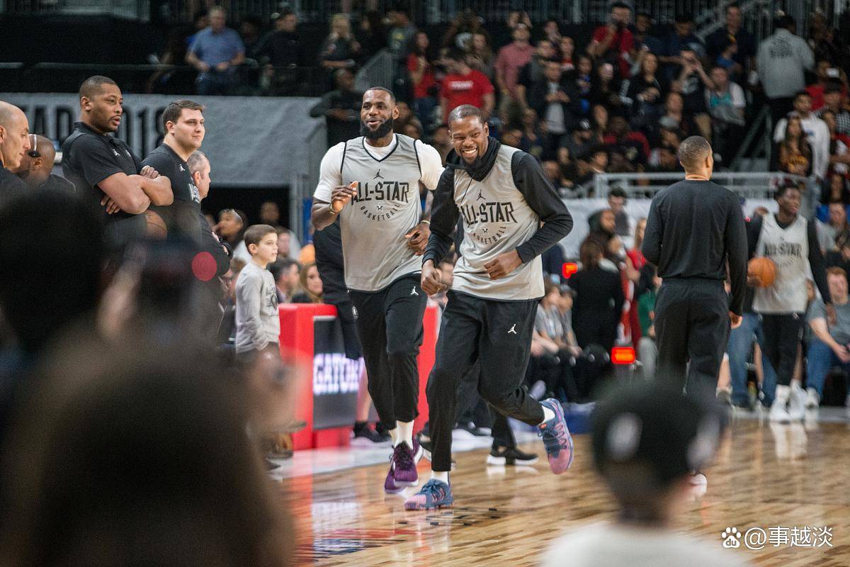 爱游戏官方-独行侠队迎来新球迷热潮，门票瞬间售罄的简单介绍