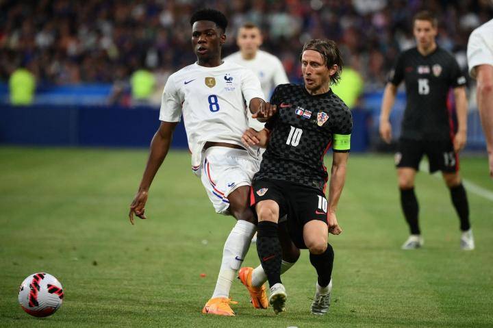 爱游戏官方入口-克罗地亚逆转巴西,楚阿梅尼统治全场