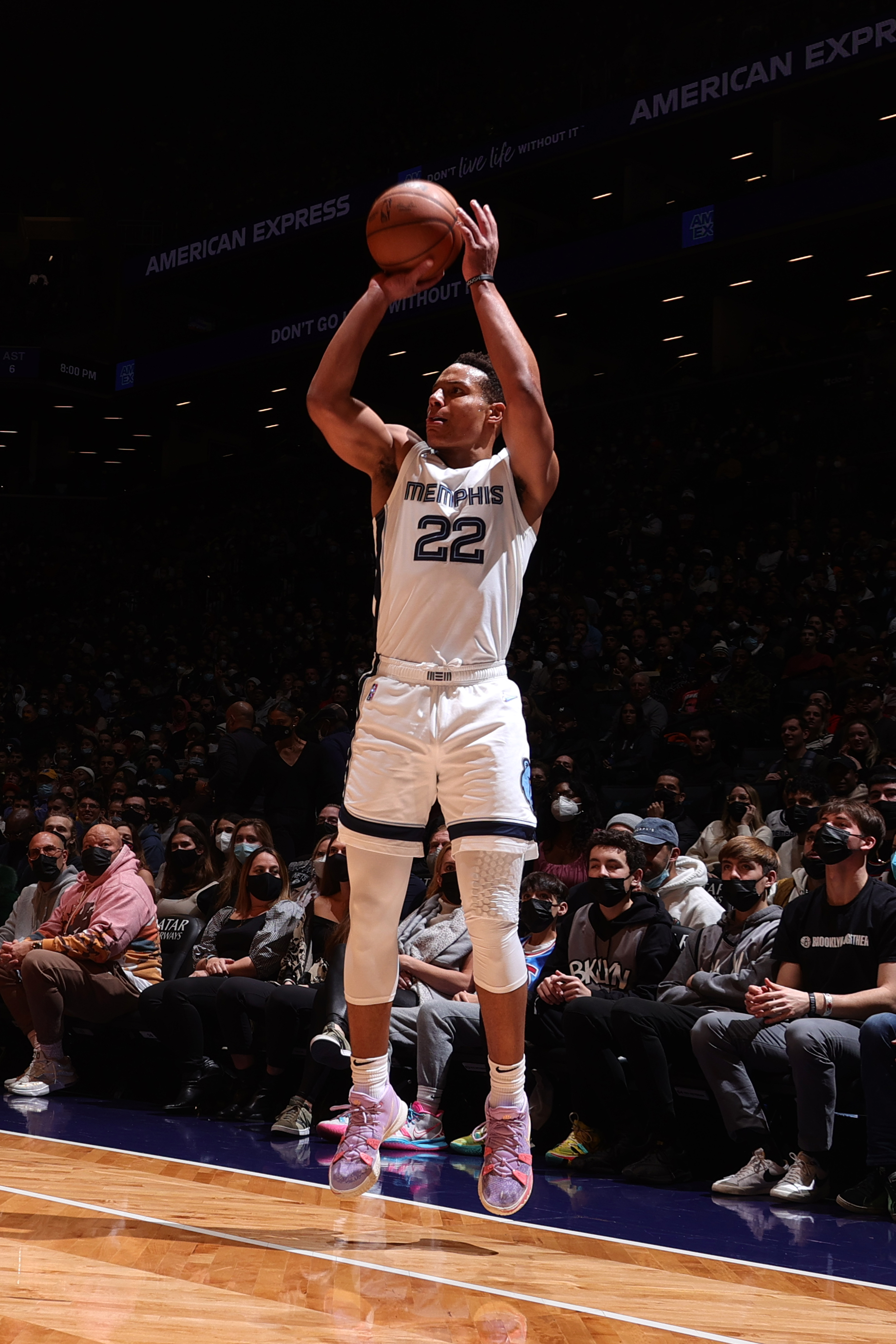 爱游戏2026-篮网绝杀公牛，莫兰特高光表现